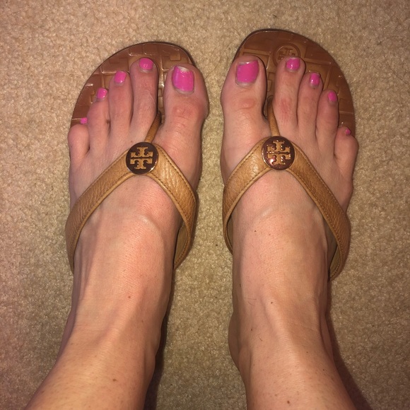 Tory Burch Shoes - Tory Burch Thora flip flop